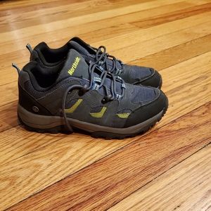 Northside hiking shoes, youth size 7